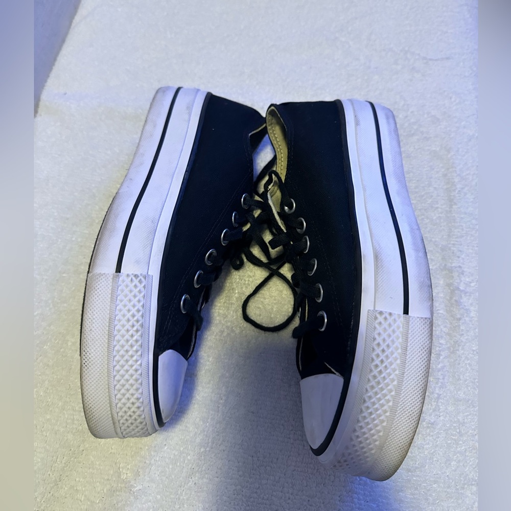 ZAPATILLA DEPORTIVA CHUCK TAYLOR ALL STAR LIFT🍀
